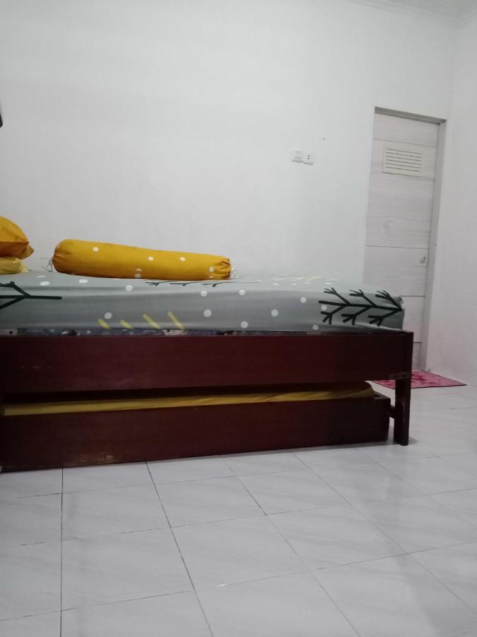 Spot On 91597 Sharie Homestay Syariah Bandar Lampung Buitenkant foto