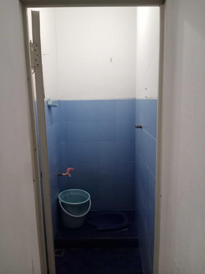 Spot On 91597 Sharie Homestay Syariah Bandar Lampung Buitenkant foto